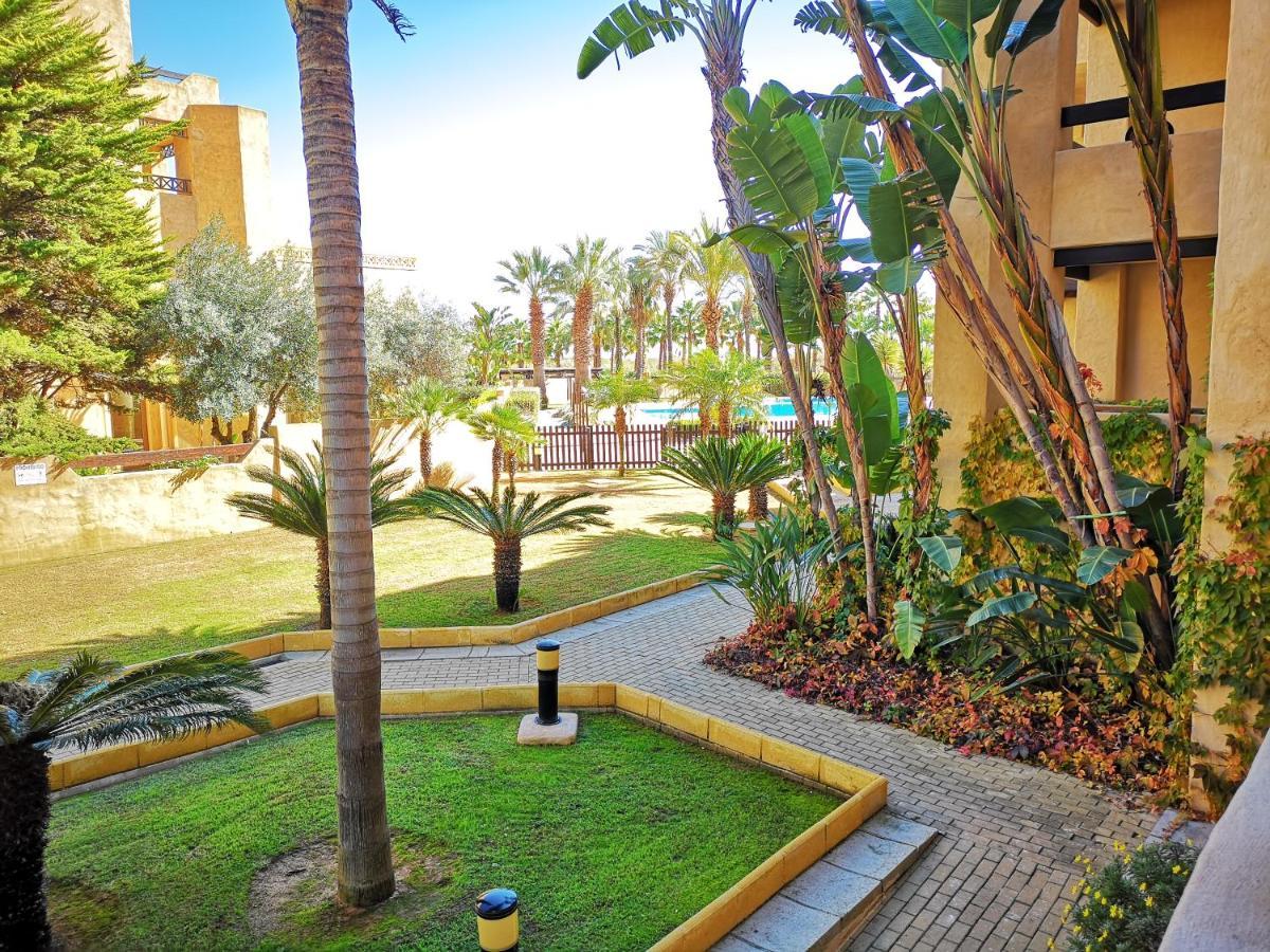 Dos Bajo, Vistas Piscina Apartment *